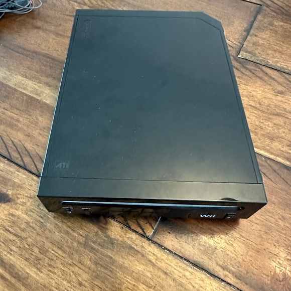 Nintendo wii black console - Picture 3 of 3